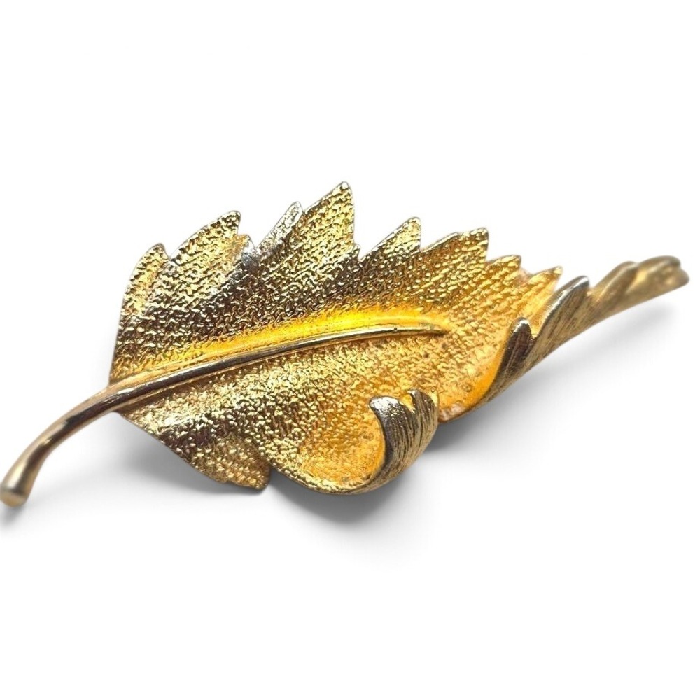 Vintage CORO Signed Gold Tone Oak Leaf Brooch Pin Textured Mid-Century